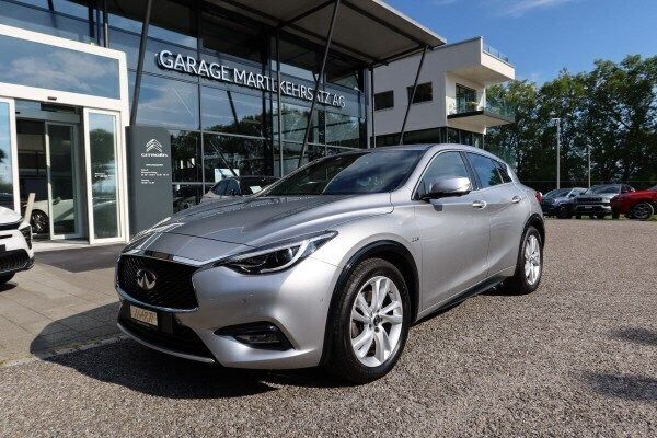 Gebraucht 2016 Infiniti Q30 Premium Kleinwagen | CHF 16’900 (Fairer Preis) - Bild 1/4