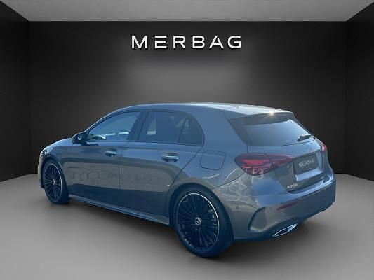 Gebraucht Mercedes A200 163 PS (119 kW) 2025 Grau Limousine