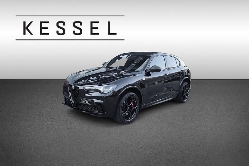Gebraucht Alfa Romeo Stelvio Quadrifoglio 520 PS (382 kW) 2024 Schwarz SUV