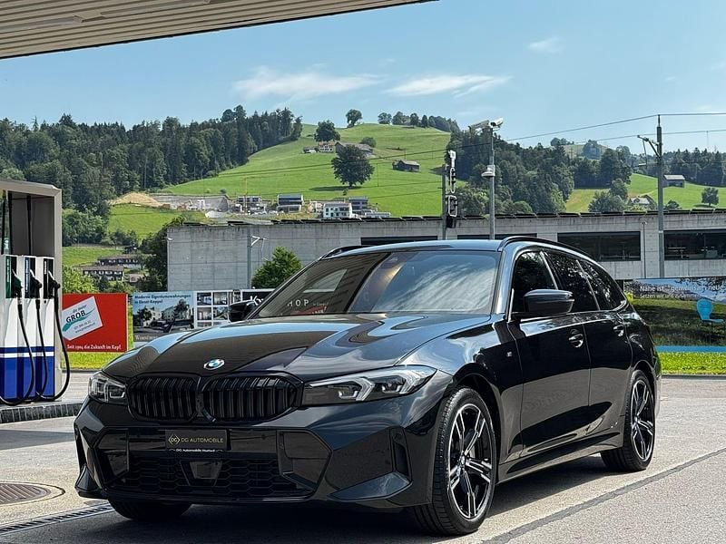Gebraucht BMW 330 Shadowline 245 PS (180 kW) 2024 Kombi