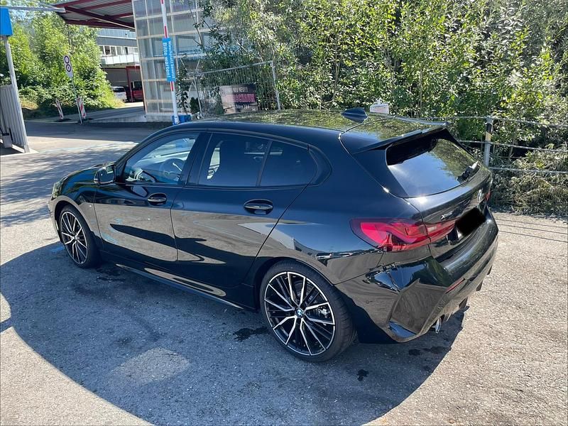 Gebraucht BMW 120 M Sport 190 PS (139 kW) 2022 Kleinwagen