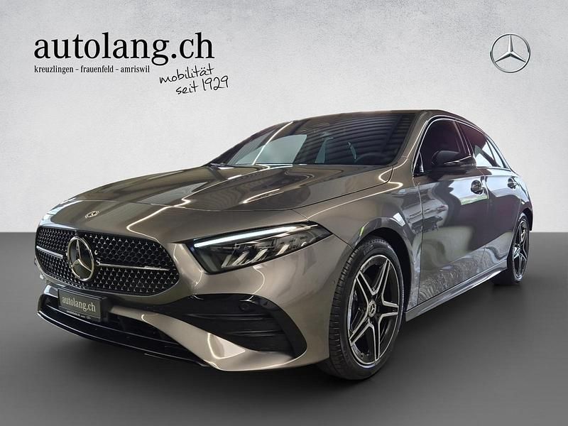 Grau Neu 2025 Mercedes A200 AMG line Limousine | CHF 47’600 (Guter Preis) - Bild 1/4
