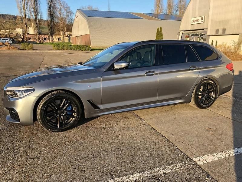 Gebraucht BMW 540 Luxury Line 320 PS (235 kW) 2018 Kombi