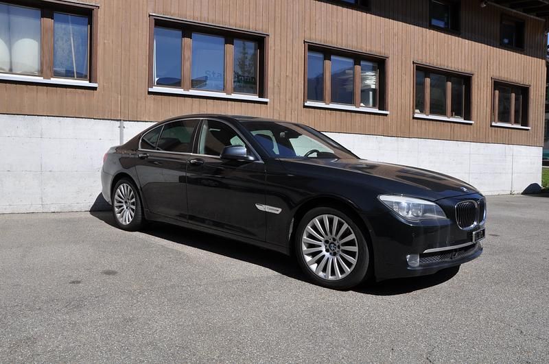 Gebraucht 2009 BMW 730 Limousine | CHF 6’950 - Bild 1/4