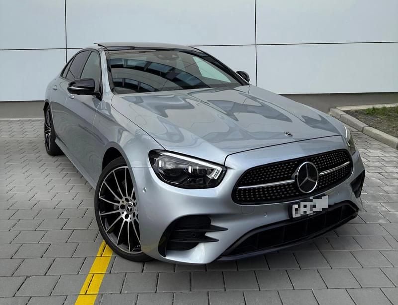 Gebraucht Mercedes E220 AMG line 194 PS (142 kW) 2021