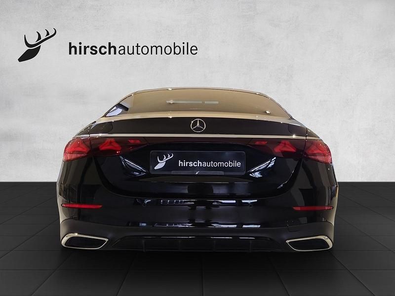Gebraucht Mercedes E220 197 PS (144 kW) 2023 Schwarz Limousine