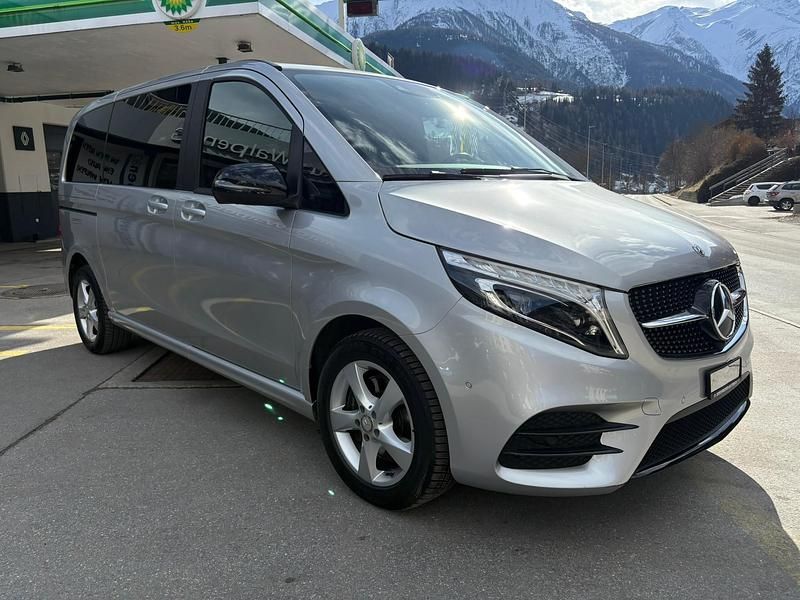 Gebraucht Mercedes V250 190 PS (139 kW) 2020 Grau Van / Kleinbus