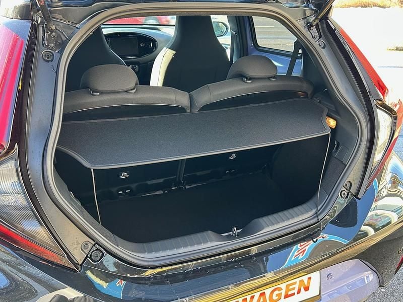 Neu Toyota Aygo X Trend 116 PS (85 kW) 2025 Blau SUV