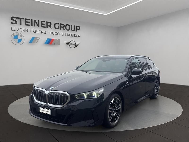 Gebraucht BMW 520 M Sport 197 PS (144 kW) 2025 Schwarz Kombi