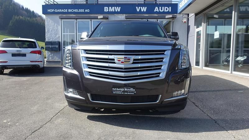 Gebraucht Cadillac Escalade 426 PS (313 kW) 2016 SUV