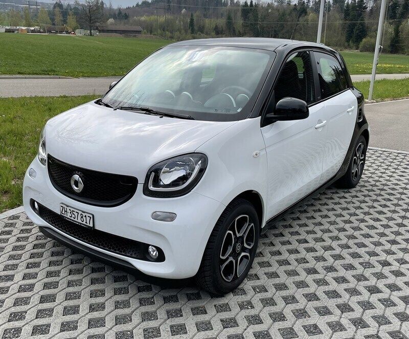 Gebraucht 2015 Smart ForFour Prime Kleinwagen | CHF 13’500 (Teuer) - Bild 1/4