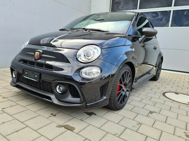 Gebraucht 2022 Fiat 500 Abarth 14 Benzin 180 Ps 32800 Chf 8835