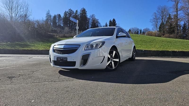 Gebraucht Opel Insignia OPC 325 PS (239 kW) 2010 Kombi