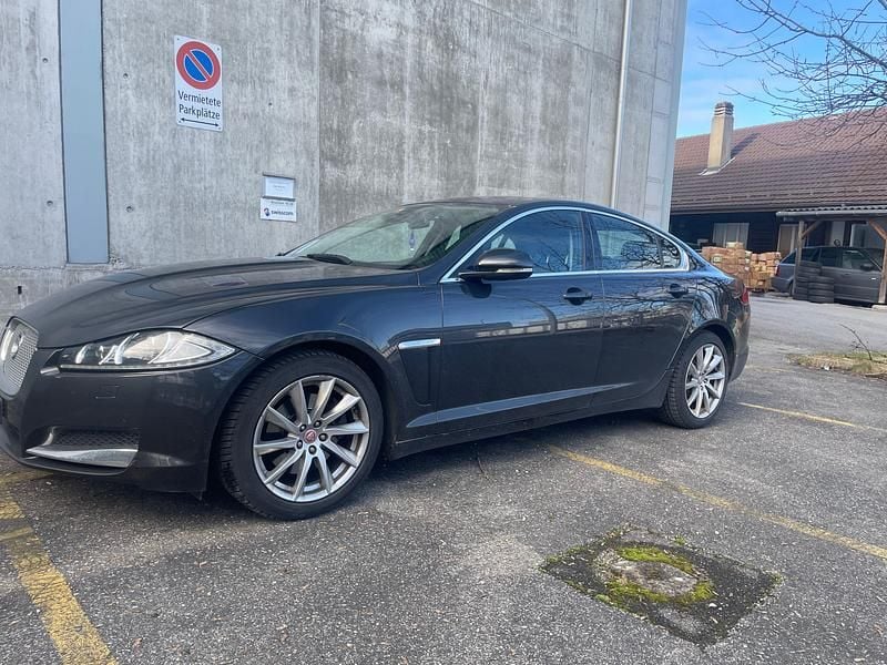 Gebraucht Jaguar XF Premium Luxury 200 PS (147 kW) 2015