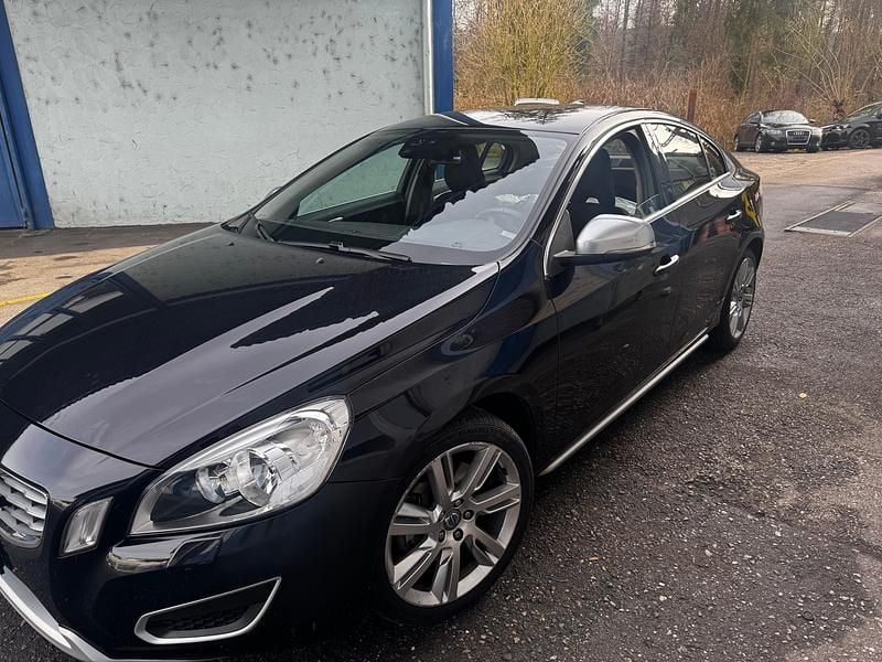 Gebraucht 2011 Volvo S60 Summum Limousine | CHF 9’400 - Bild 1/4