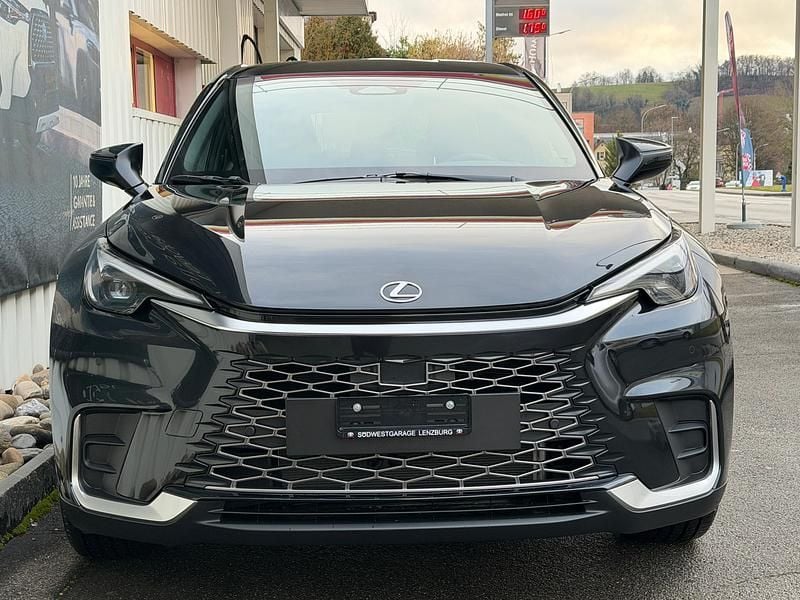 Neu Lexus LBX 136 PS (100 kW) 2025 SUV