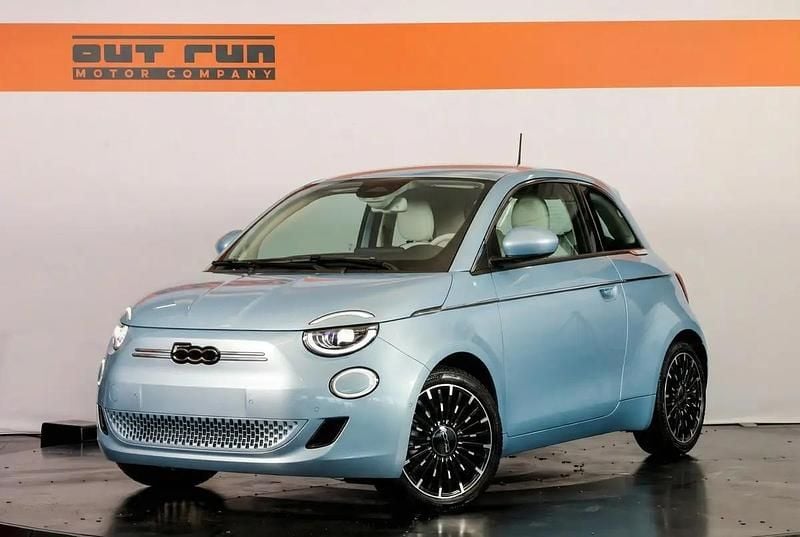 Gebraucht Fiat 500e La Prima 87 kW (119 PS) 2026 Blau Limousine