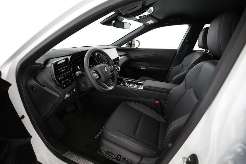 Neu Lexus RX450h+ 309 PS (227 kW) 2025 Weiss SUV