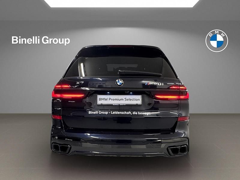 Gebraucht BMW X7 M Sport 530 PS (389 kW) 2024 Schwarz SUV