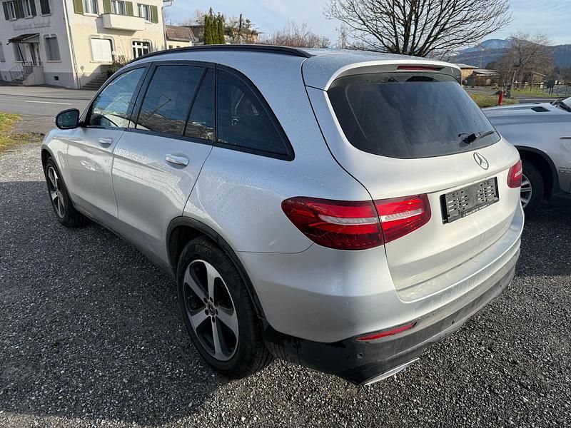 Gebraucht Mercedes GLC250 204 PS (150 kW) 2017