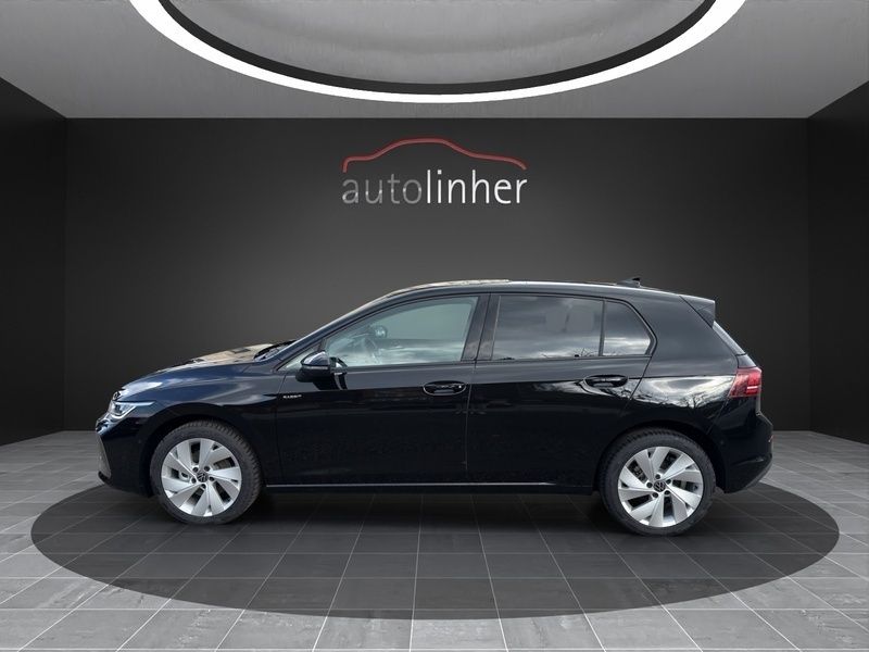 Gebraucht VW Golf VIII Life 115 PS (84 kW) 2025 Limousine