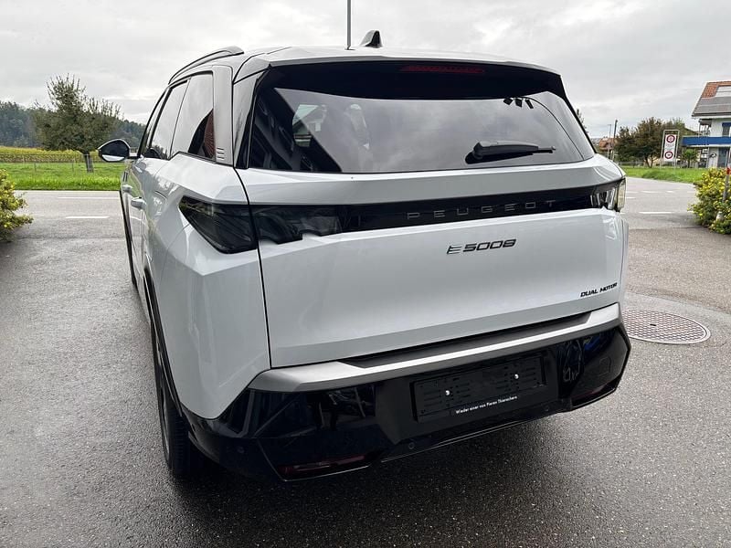 Neu Peugeot 5008 239 kW (326 PS) 2025 Van / Kleinbus