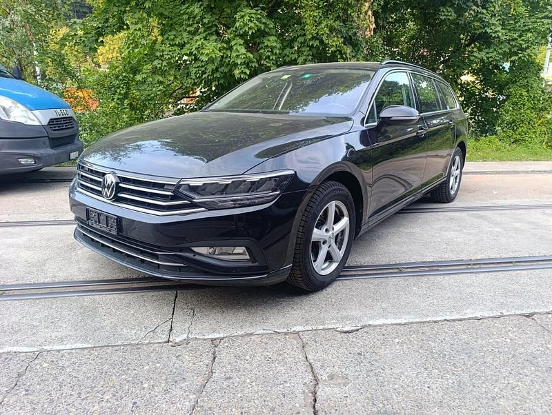 Gebraucht VW Passat Business 150 PS (110 kW) 2021
