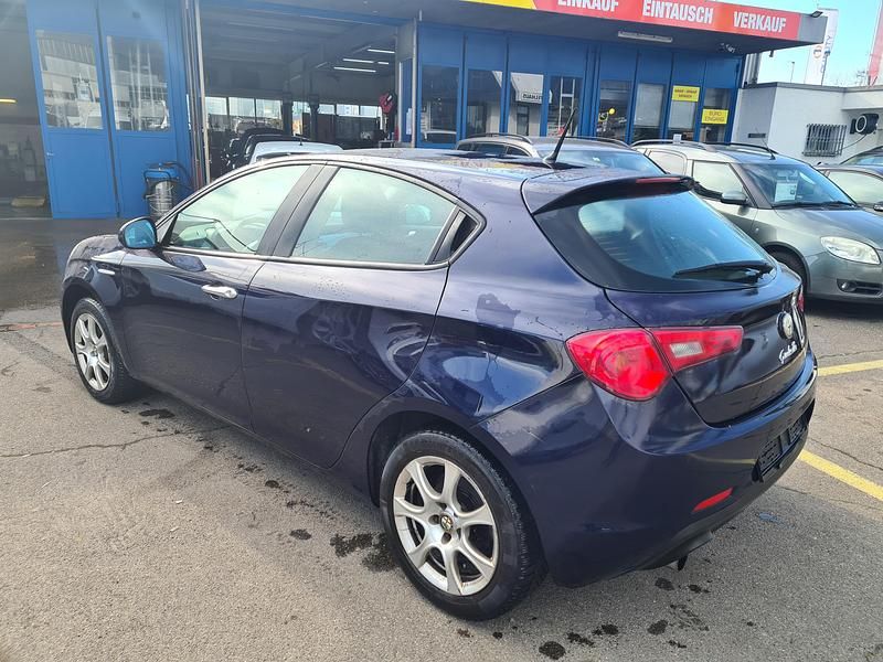 Gebraucht Alfa Romeo Giulietta Distinctive 140 PS (102 kW) 2012 Kleinwagen