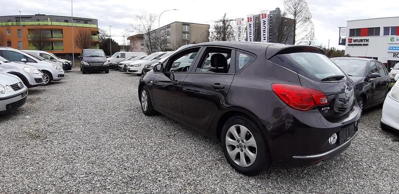 Gebraucht Opel Astra 140 PS (102 kW) 2013