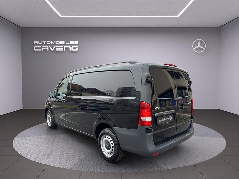 Gebraucht Mercedes Vito 102 PS (75 kW) 2020 Van