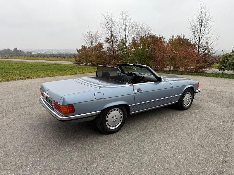 Gebraucht Mercedes 560 242 PS (177 kW) 1986 Cabrio