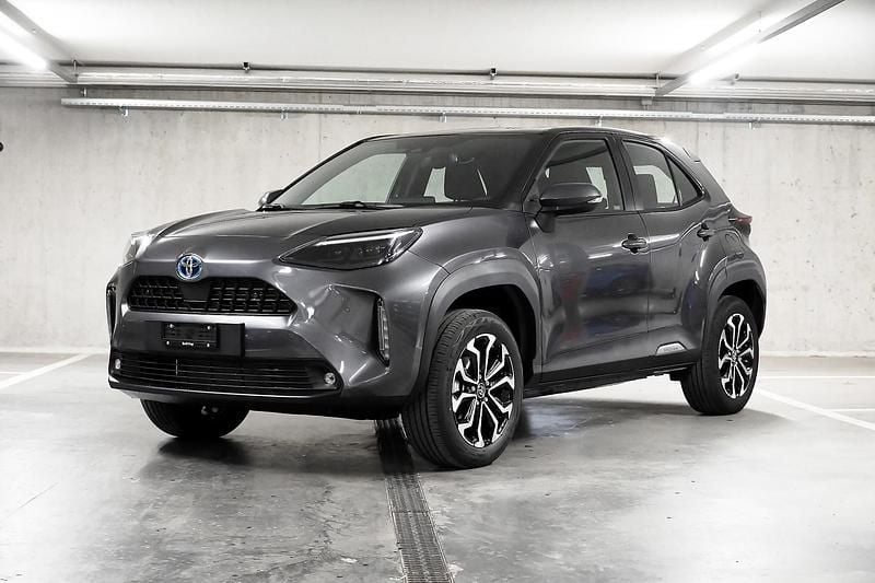 Anthrazit Neu 2025 Toyota Yaris Cross Trend SUV | CHF 35’900 (Guter Preis) - Bild 1/4