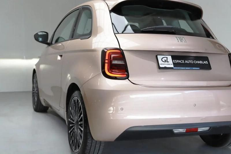 Gebraucht Fiat 500e 87 kW (119 PS) 2026 Rosa Kleinwagen