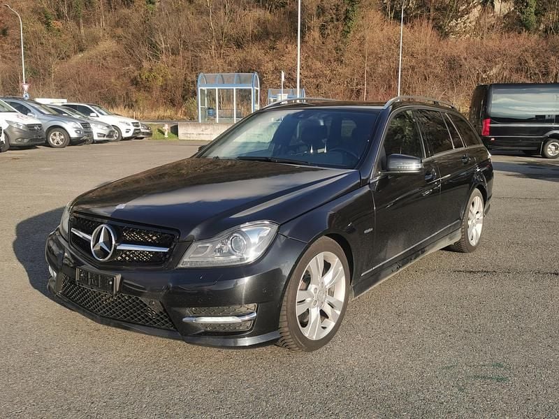 Gebraucht Mercedes C250 204 PS (150 kW) 2012
