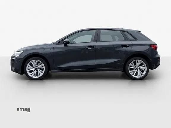 Gebraucht Audi A3 Attraction 204 PS (150 kW) 2021 Manhattangrau metallic Limousine