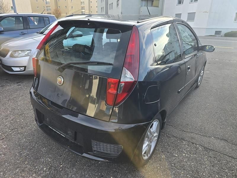 Gebraucht Fiat Punto 95 PS (69 kW) 2004 Kleinwagen