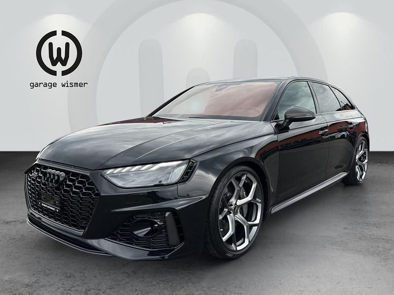 Neu Audi RS4 Ambiente 470 PS (345 kW) 2025 Schwarz Kombi
