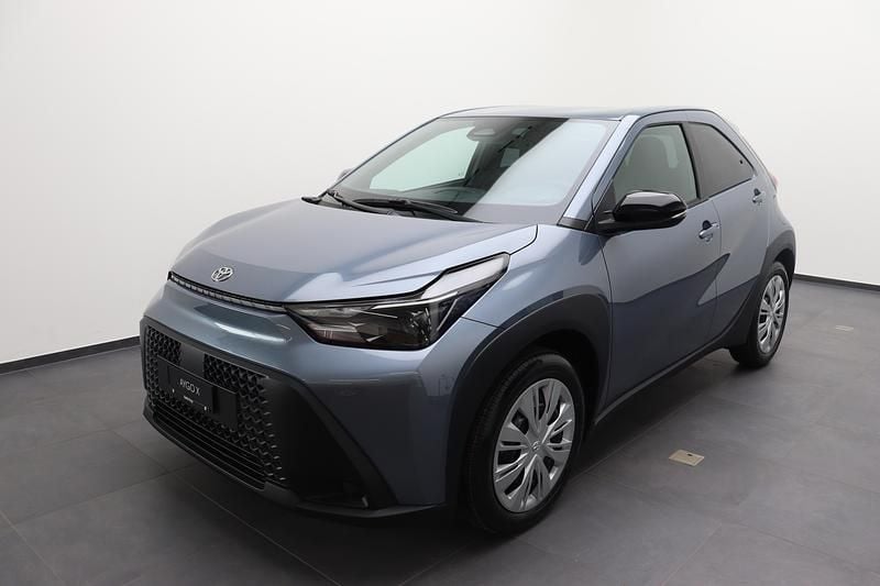 Neu Toyota Aygo X Comfort 116 PS (85 kW) 2026 Grau SUV