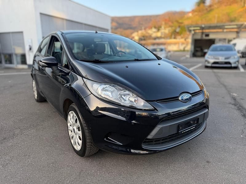 Gebraucht Ford Fiesta Titanium 82 PS (60 kW) 2009 Kleinwagen