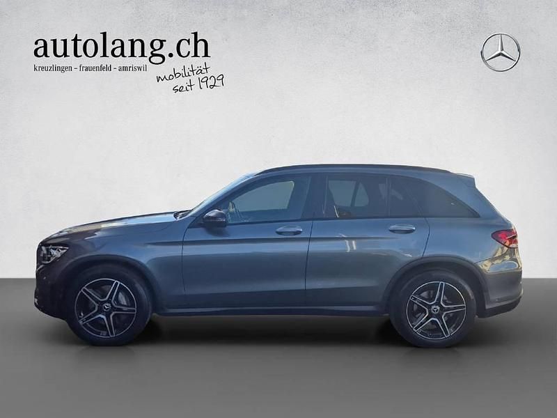 Gebraucht Mercedes GLC220 AMG line 194 PS (142 kW) 2021 Grau SUV