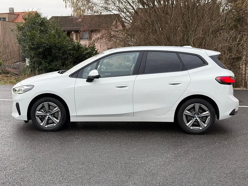 Gebraucht BMW 223 Active Tourer 197 PS (144 kW) 2023 Van / Kleinbus
