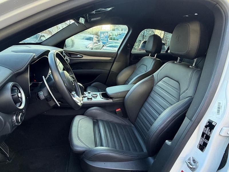 Gebraucht Alfa Romeo Stelvio Premium 280 PS (205 kW) 2024 SUV