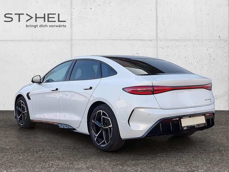 Neu BYD Seal 389 kW (530 PS) 2025 Weiss Limousine