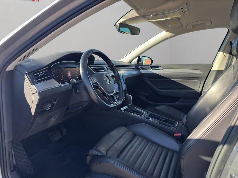 Gebraucht VW Passat Highline 272 PS (200 kW) 2019 Silber Kombi
