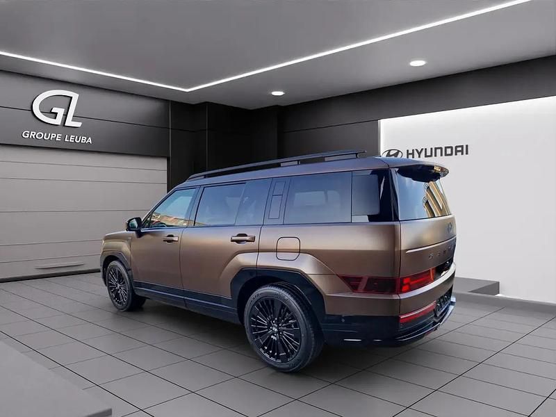 Neu Hyundai Santa Fe 253 PS (186 kW) 2025 Braun SUV