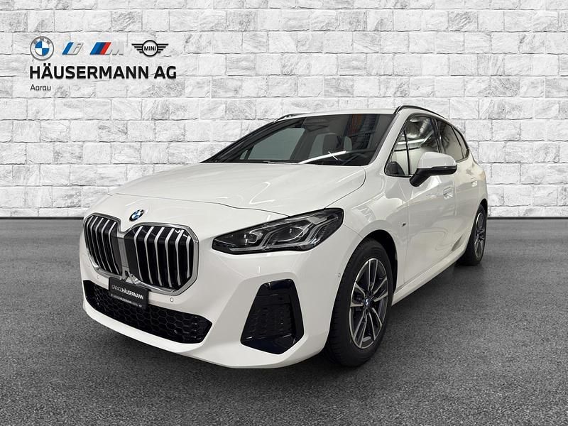 Weiss Gebraucht 2024 BMW 223 Active Tourer M Sport Van / Kleinbus | CHF 41’500 - Bild 1/4