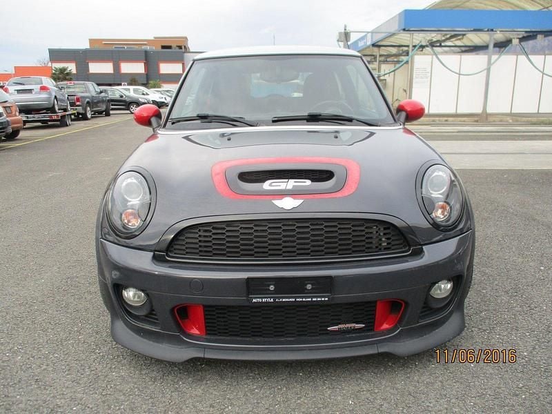 Gebraucht 2013 Mini John Cooper Works Kleinwagen | CHF 17’800 (Fairer Preis) - Bild 1/4