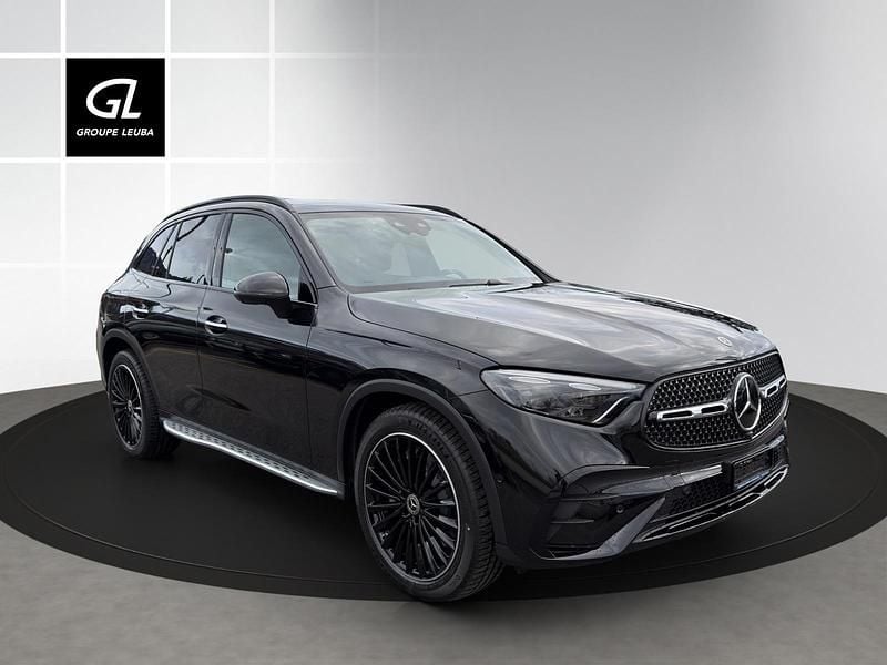 Gebraucht Mercedes GLC220 197 PS (144 kW) 2026 Schwarz SUV