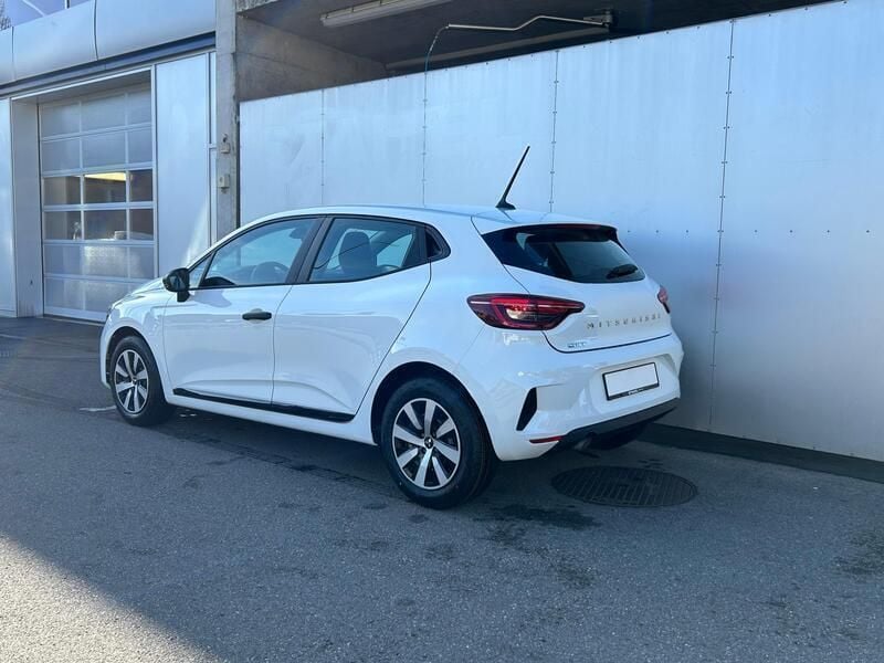 Gebraucht Mitsubishi Colt Inform 67 PS (49 kW) 2024 Weiss Limousine