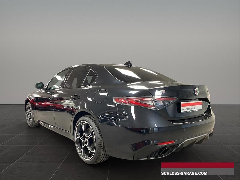 Neu Alfa Romeo Giulia Veloce 280 PS (205 kW) 2025 Schwarz Limousine